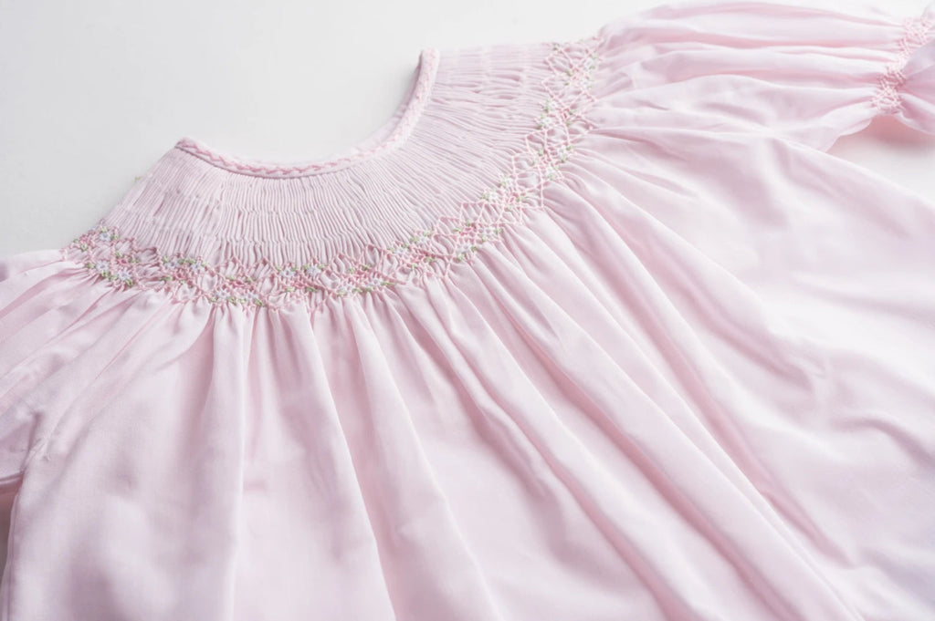 Robe smockée à manches volantées pour petites filles